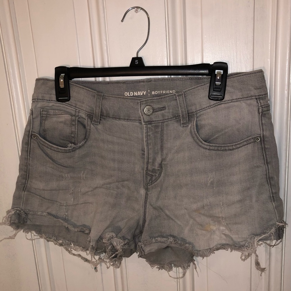 SALE!! 🔴 Old Navy Gray Boyfriend Jean Shorts